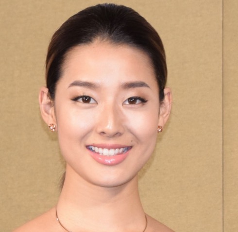 女優・すみれが”太った”の価値観に異議。過去に誹謗中傷で号泣告白